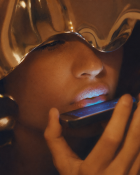 Can AI help our love lives without taking over intimacy?