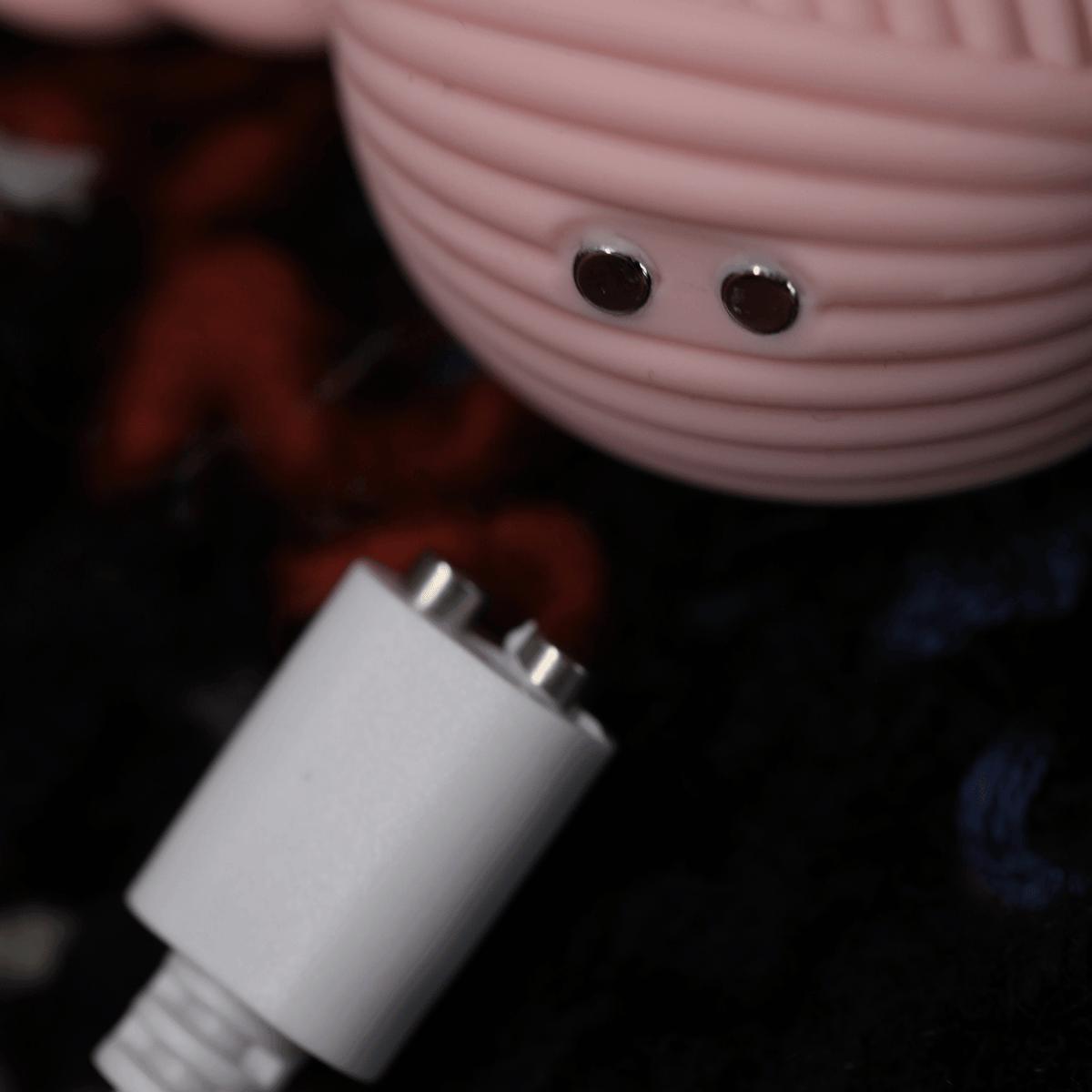 Magnetic charger and charging contacts